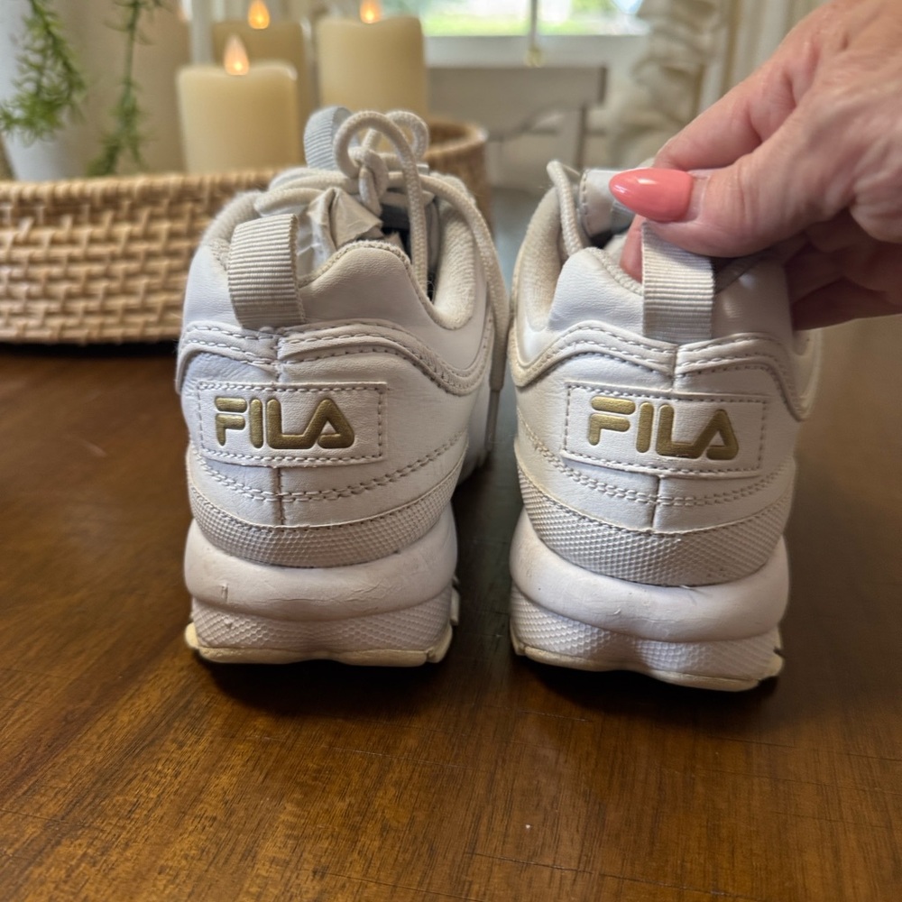 Fila DISRUPTOR 2 Women’s Gold metallic & White Sneakers. Sz 6. - Picture 3 of 9